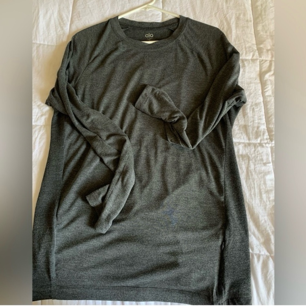 BUNDLE SET - 5 Alo and 1 Lululemon